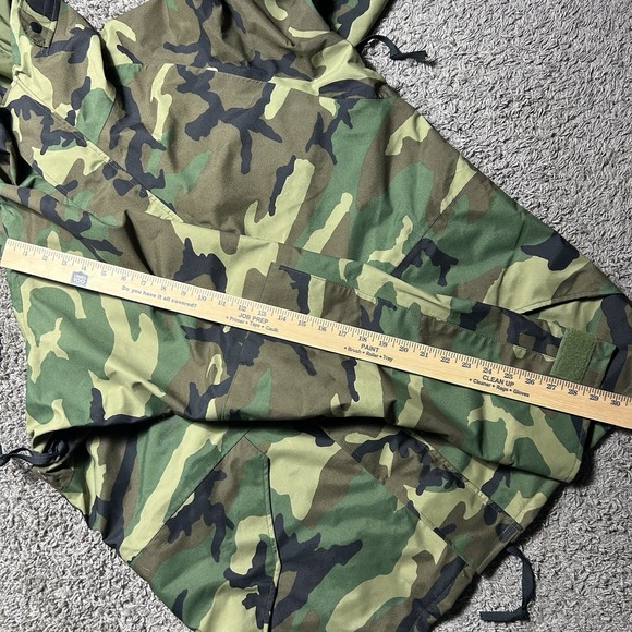 US Military Cold Weather Parka Woodland Camo Men Large Long 8415-01-228-1320 - Picture 3 of 8